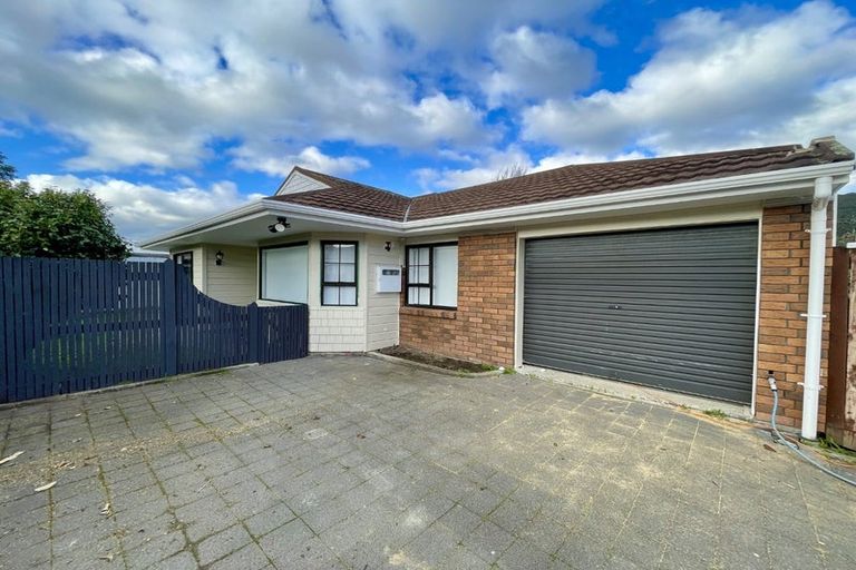 Photo of property in 27 Guthrie Street, Waterloo, Lower Hutt, 5011