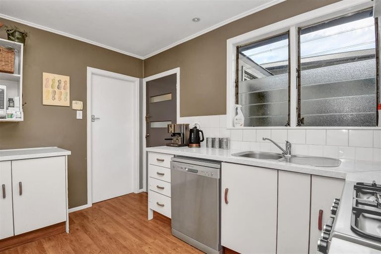 Photo of property in 22 Primrose Street, Frankton, Hamilton, 3204