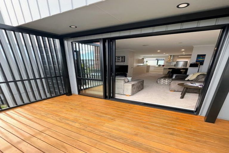 Photo of property in 66 Mapou Road, Hobsonville, Auckland, 0616