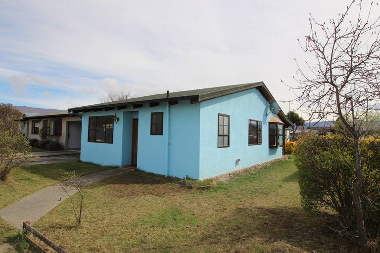 Photo of property in 12 Ashworth Street, Alexandra, 9320