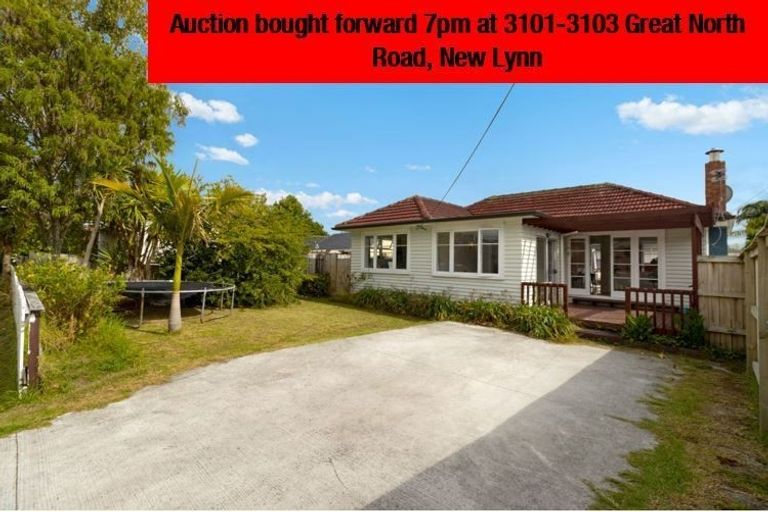 Photo of property in 2 Totara Road, Te Atatu Peninsula, Auckland, 0610