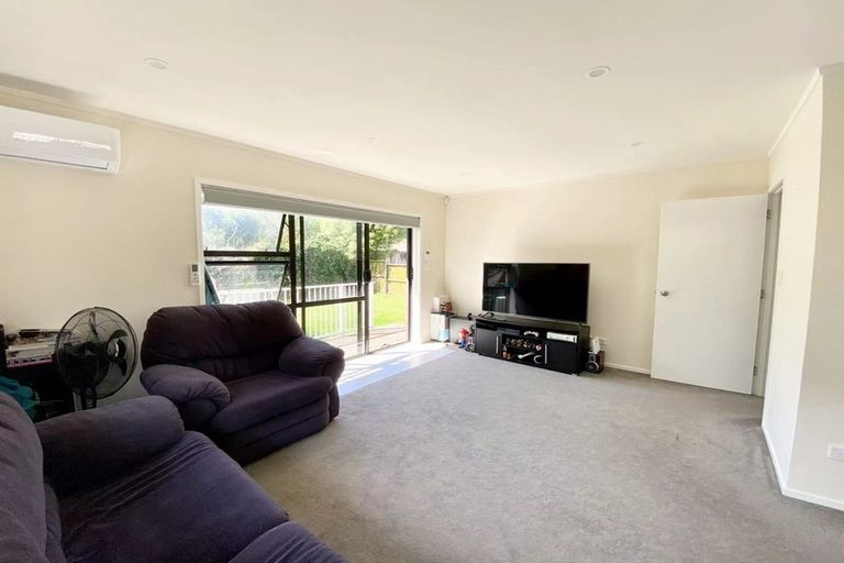 Photo of property in 2/43 Elliot Street, Howick, Auckland, 2014