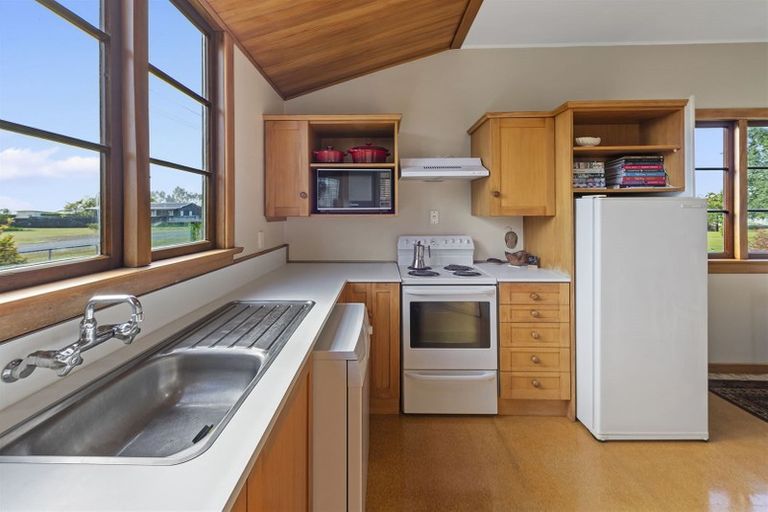 Photo of property in 18 Devon Street, Riversdale, 9776