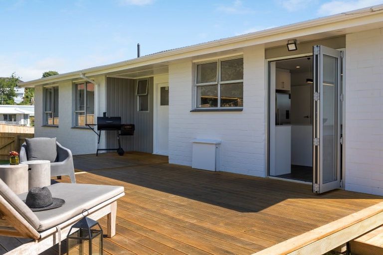 Photo of property in 5 Brixham Place, Merrilands, New Plymouth, 4312