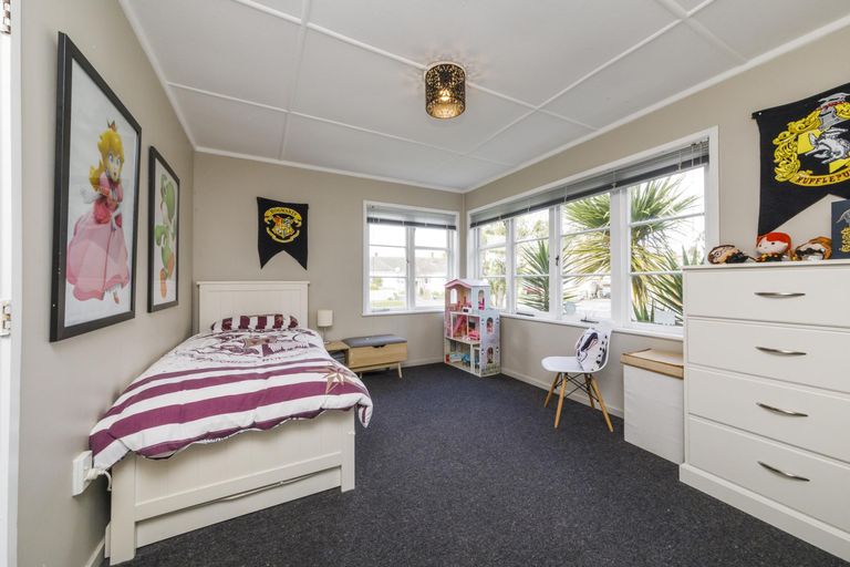 Photo of property in 15 Tyndall Street, Palmerston North, 4414