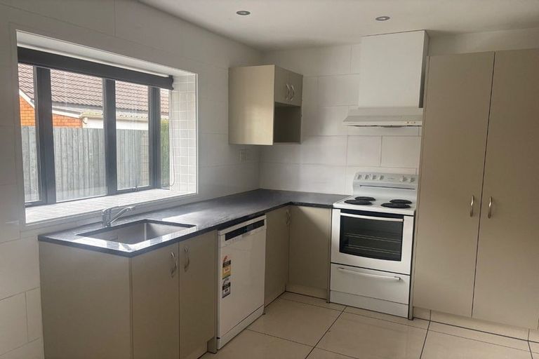 Photo of property in 16 George Street, Riccarton, Christchurch, 8041