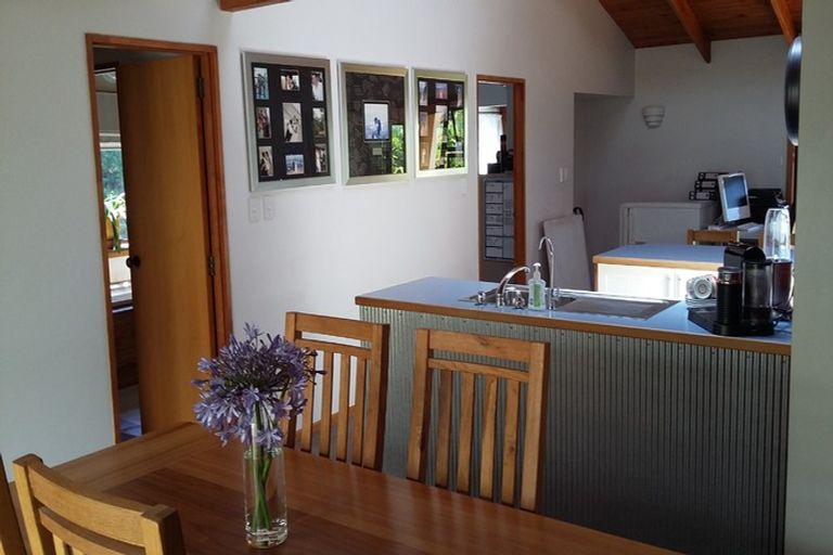 Photo of property in 57 Moana Road, Okitu, Gisborne, 4010