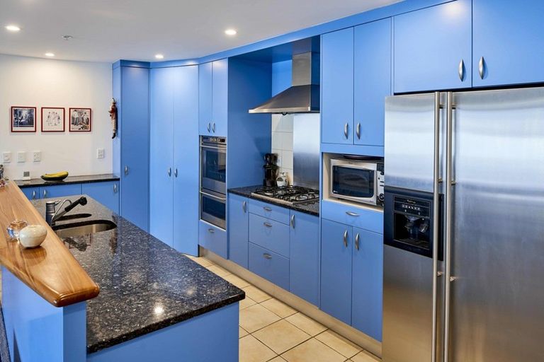 Photo of property in 5/318 Oriental Parade, Oriental Bay, Wellington, 6011