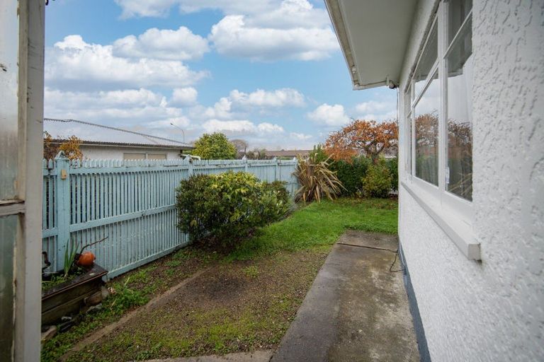 Photo of property in 1/12 Golf Road, Tahunanui, Nelson, 7011