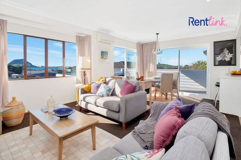 Photo of property in 20 Seaview Road, Otumoetai, Tauranga, 3110