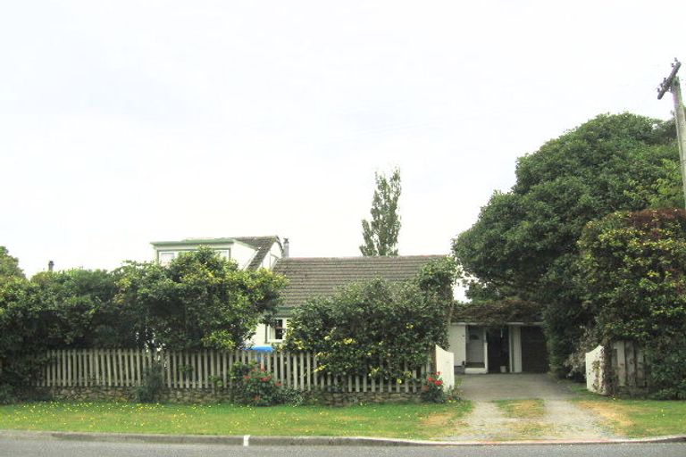 Photo of property in 27 Maclaren Street, Maymorn, Upper Hutt, 5018