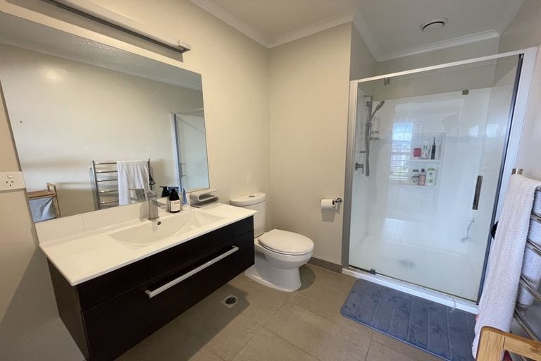 Photo of property in 16 Oioi Road, Hobsonville, Auckland, 0616