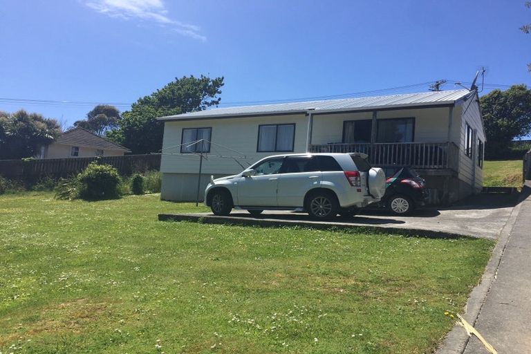 Photo of property in 36 Jackson Terrace, Ranui, Porirua, 5024