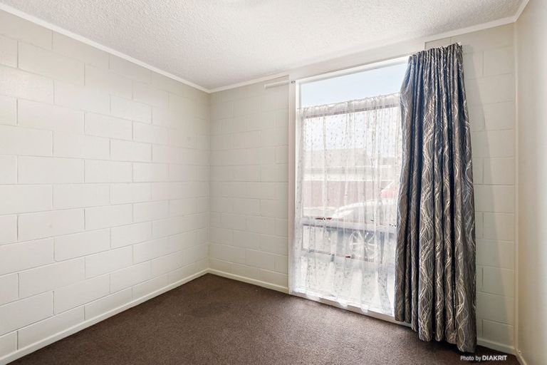 Photo of property in 5/255 Coutts Street, Rongotai, Wellington, 6022