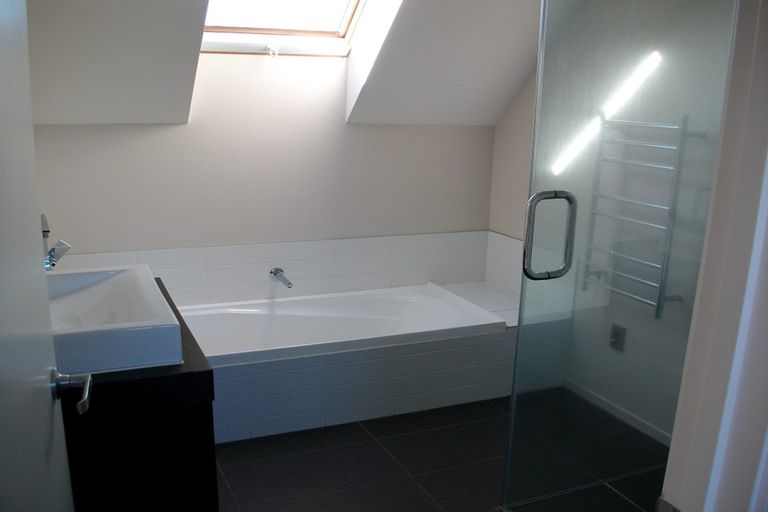 Photo of property in 5/12 Hutcheson Street, Sydenham, Christchurch, 8023