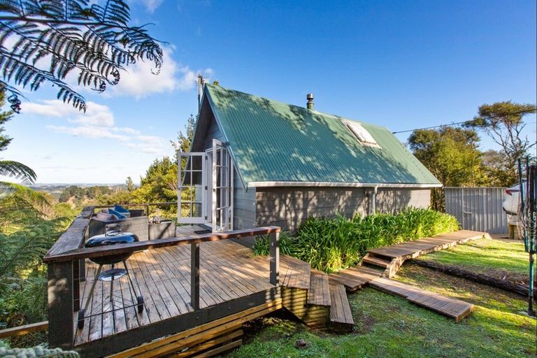 Photo of property in 445 Krippner Road, Puhoi, Silverdale, 0994