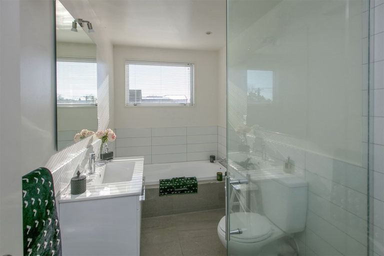 Photo of property in 105 Bishop Street, St Albans, Christchurch, 8014