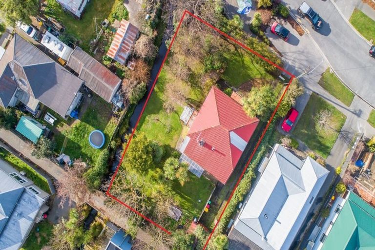 Photo of property in 141 Geraldine Street, Edgeware, Christchurch, 8013