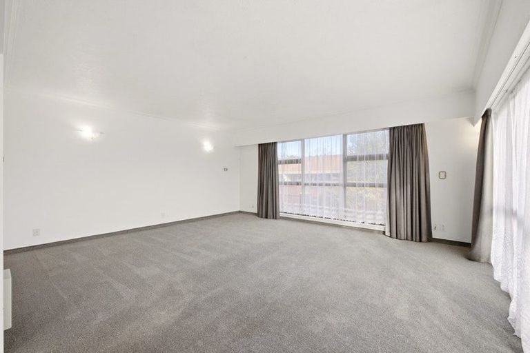 Photo of property in 54 Highsted Road, Bishopdale, Christchurch, 8053