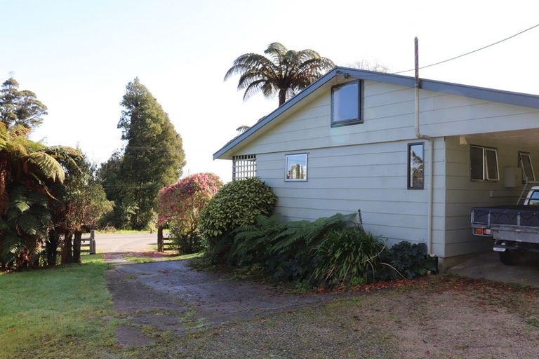 Photo of property in 4490 Karamea Highway, Karamea, 7893