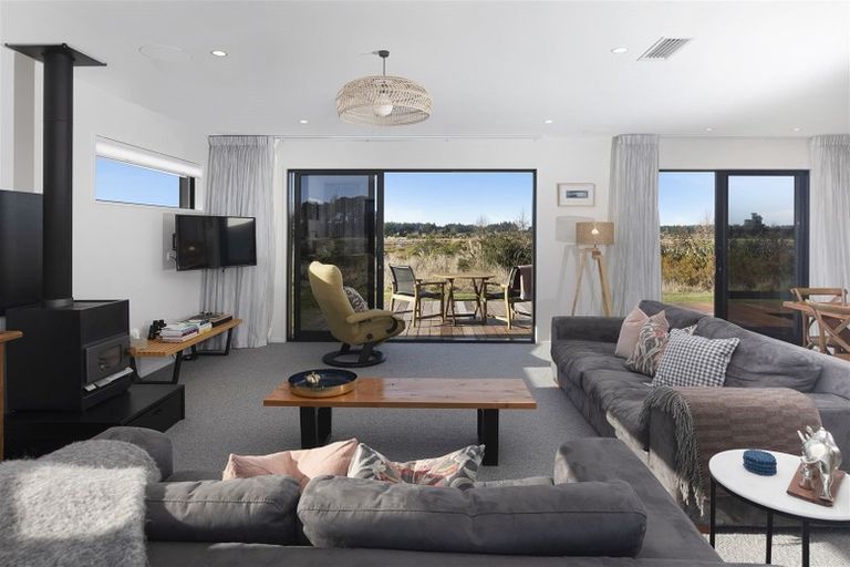 Photo of property in 38 Te Kohanga Drive, Pegasus, 7612