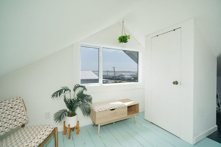 Photo of property in 25 Burrows Street, Bluff, 9814