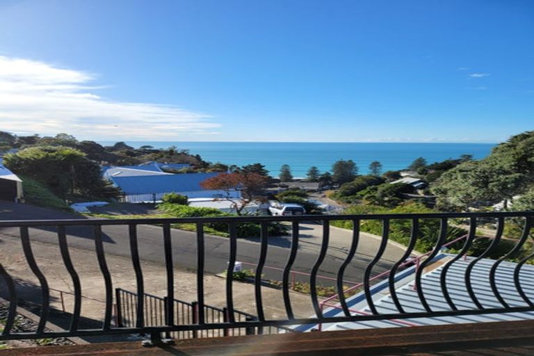 Photo of property in 10 Lucy Road, Bluff Hill, Napier, 4110