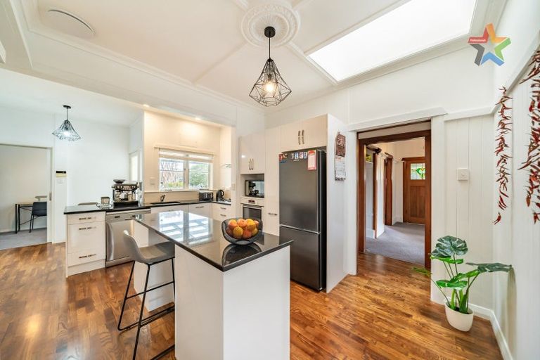 Photo of property in 22 Fuller Grove, Woburn, Lower Hutt, 5010