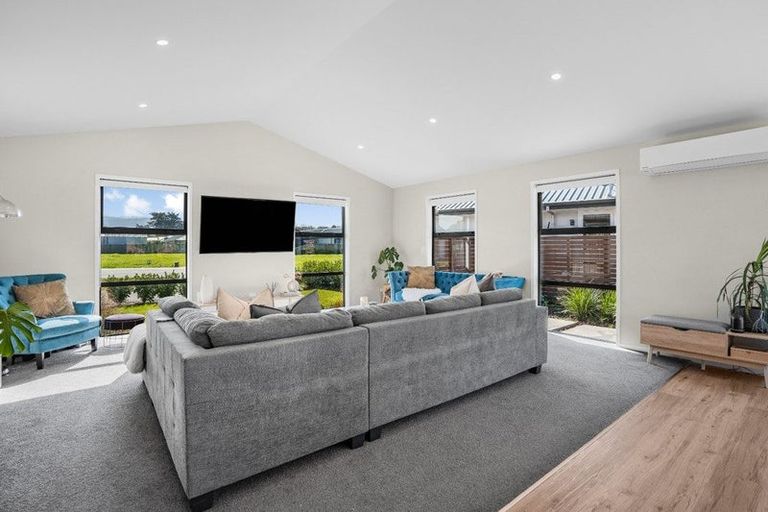 Photo of property in 10 Peony Drive, Greytown, 5712