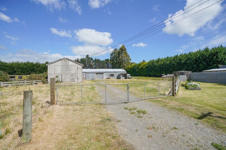 Photo of property in 11 Memorial Avenue, Drummond, Otautau, 9683