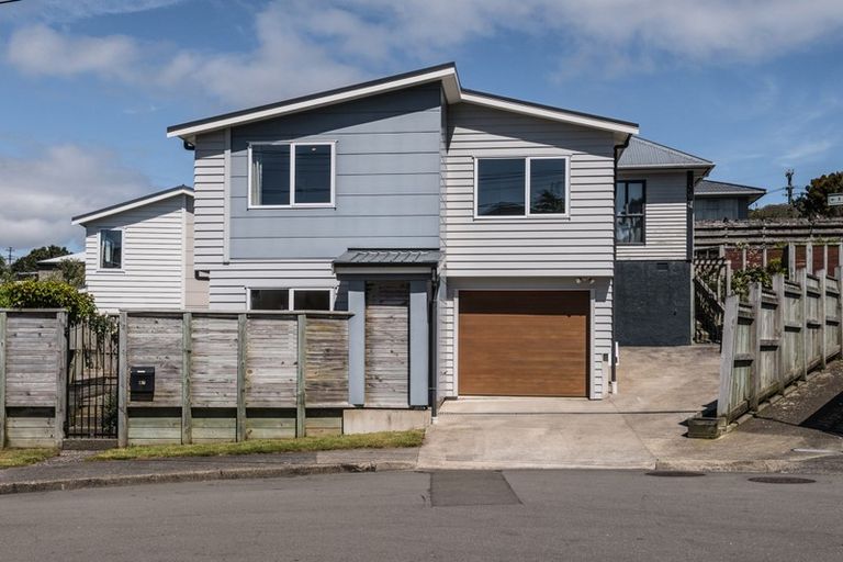 Photo of property in 47 Hindmarsh Street, Johnsonville, Wellington, 6037