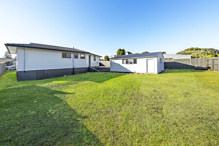 Photo of property in 8 Antalya Place, Manurewa, Auckland, 2102
