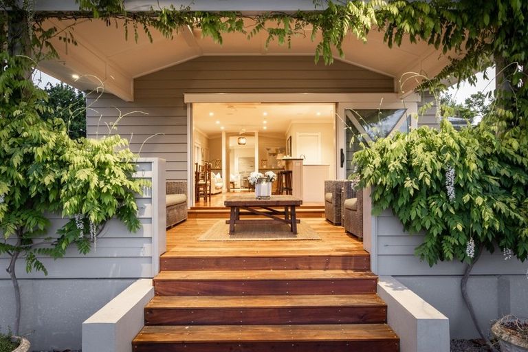 Photo of property in 86 Mchardy Street, Havelock North, 4130