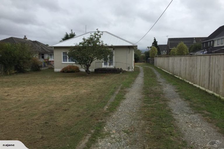 Photo of property in 28 Cruickshank Road, Clouston Park, Upper Hutt, 5018