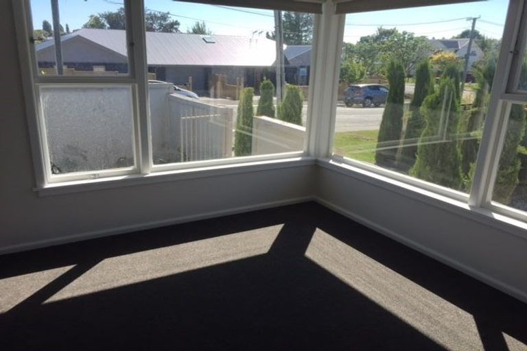 Photo of property in 2a Roscoe Street, Saint Martins, Christchurch, 8022