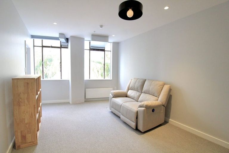 Photo of property in Unit 103, Level 1, 103/14 Laings Road, Hutt Central, Lower Hutt, 5010