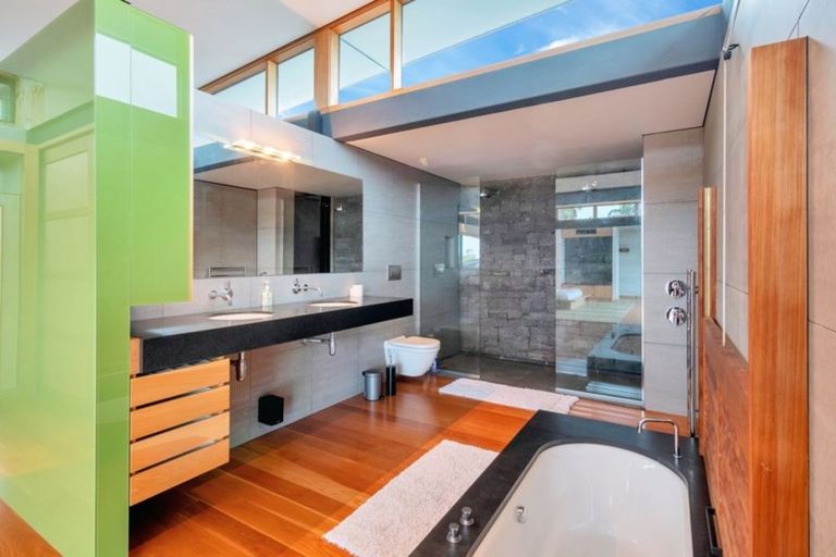 Photo of property in 51 Pacific Parade, Army Bay, Whangaparaoa, 0930