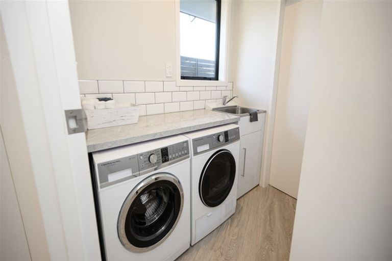 Photo of property in 6 Bidwell Place, Hillmorton, Christchurch, 8025