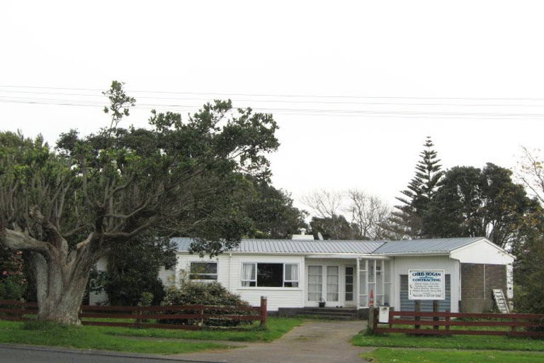 Photo of property in 121 Centennial Avenue, Waitara, 4320