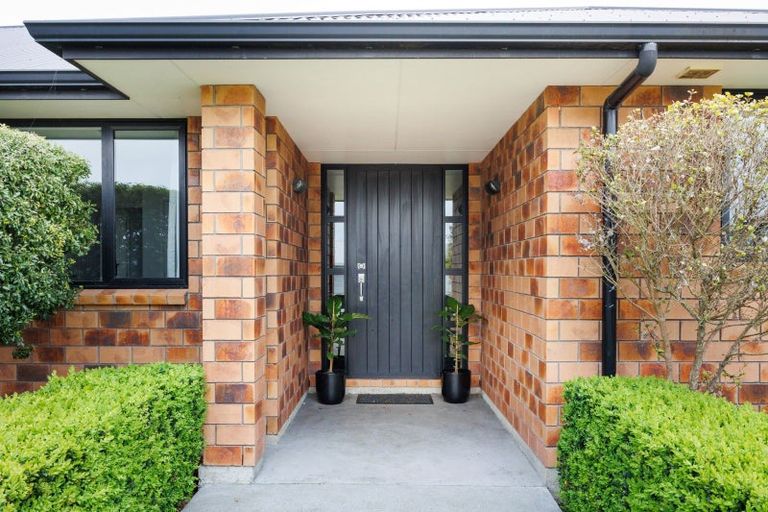 Photo of property in 22 Pegasus Place, Kelvin Grove, Palmerston North, 4414