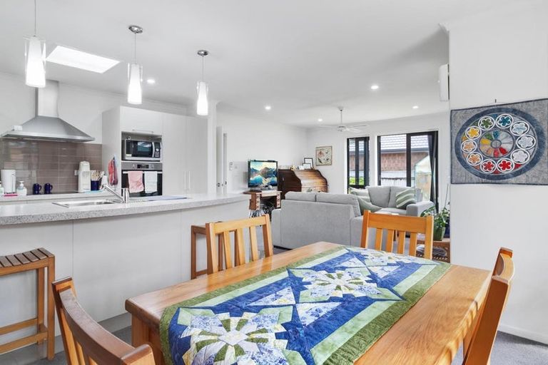 Photo of property in 42 Pengover Avenue, Leamington, Cambridge, 3432