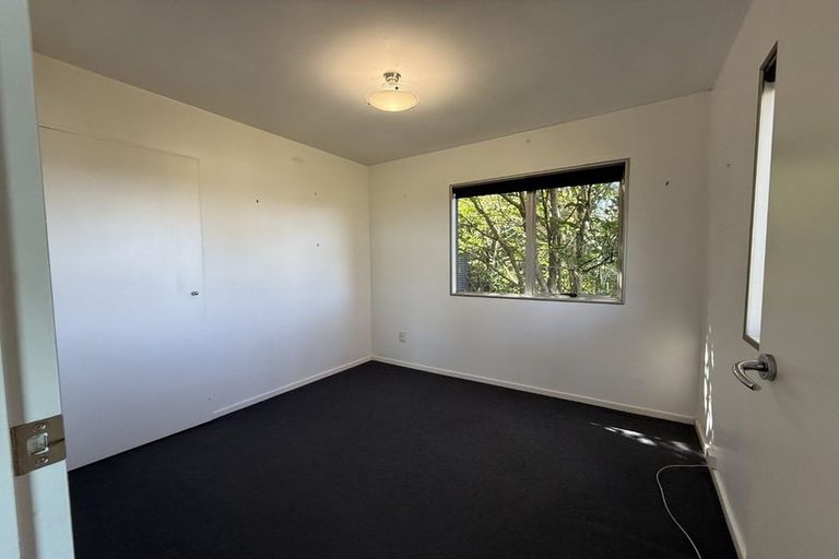 Photo of property in 89 Pemberton Avenue, Bayview, Auckland, 0629