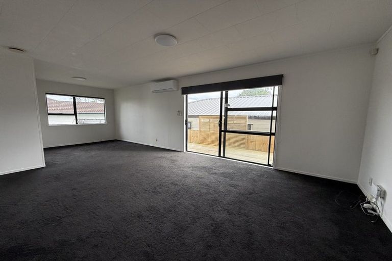 Photo of property in 131 Finlayson Avenue, Clendon Park, Auckland, 2103