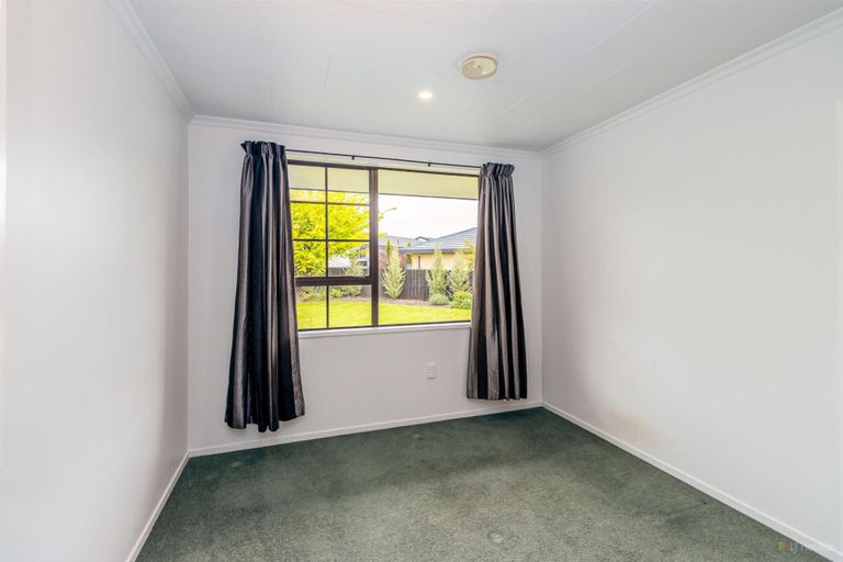 Photo of property in 15 Sawdon Place, Gleniti, Timaru, 7910