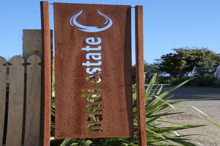 Photo of property in 22a Harvest Avenue, Orewa, 0931