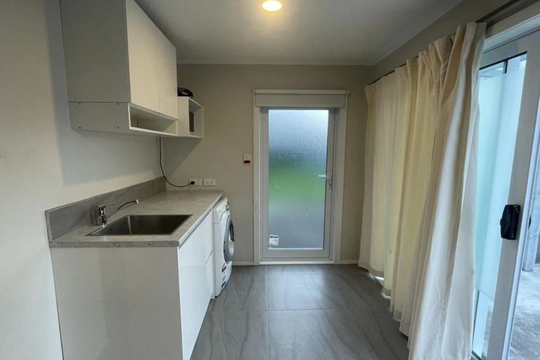 Photo of property in 59 Orams Road, Hillpark, Auckland, 2102