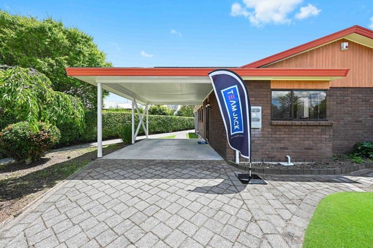 Photo of property in 37 Radiata Street, Fairview Downs, Hamilton, 3214