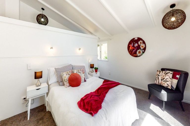 Photo of property in 38 Pembroke Street, Tawa, Wellington, 5028