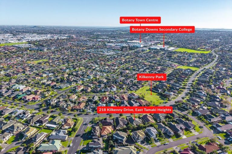 Photo of property in 218 Kilkenny Drive, East Tamaki Heights, Auckland, 2016