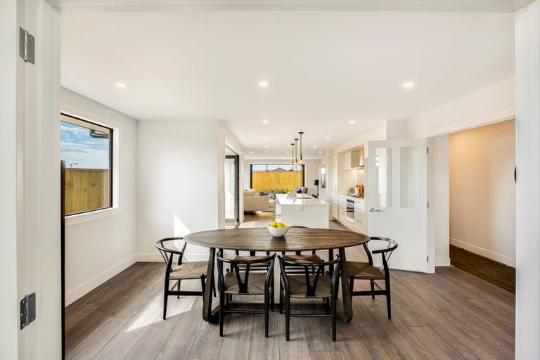 Photo of property in 14 Makete Crescent, Hobsonville, Auckland, 0618